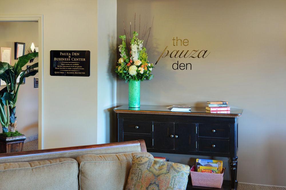 Travelway Inn Sudbury Extérieur photo