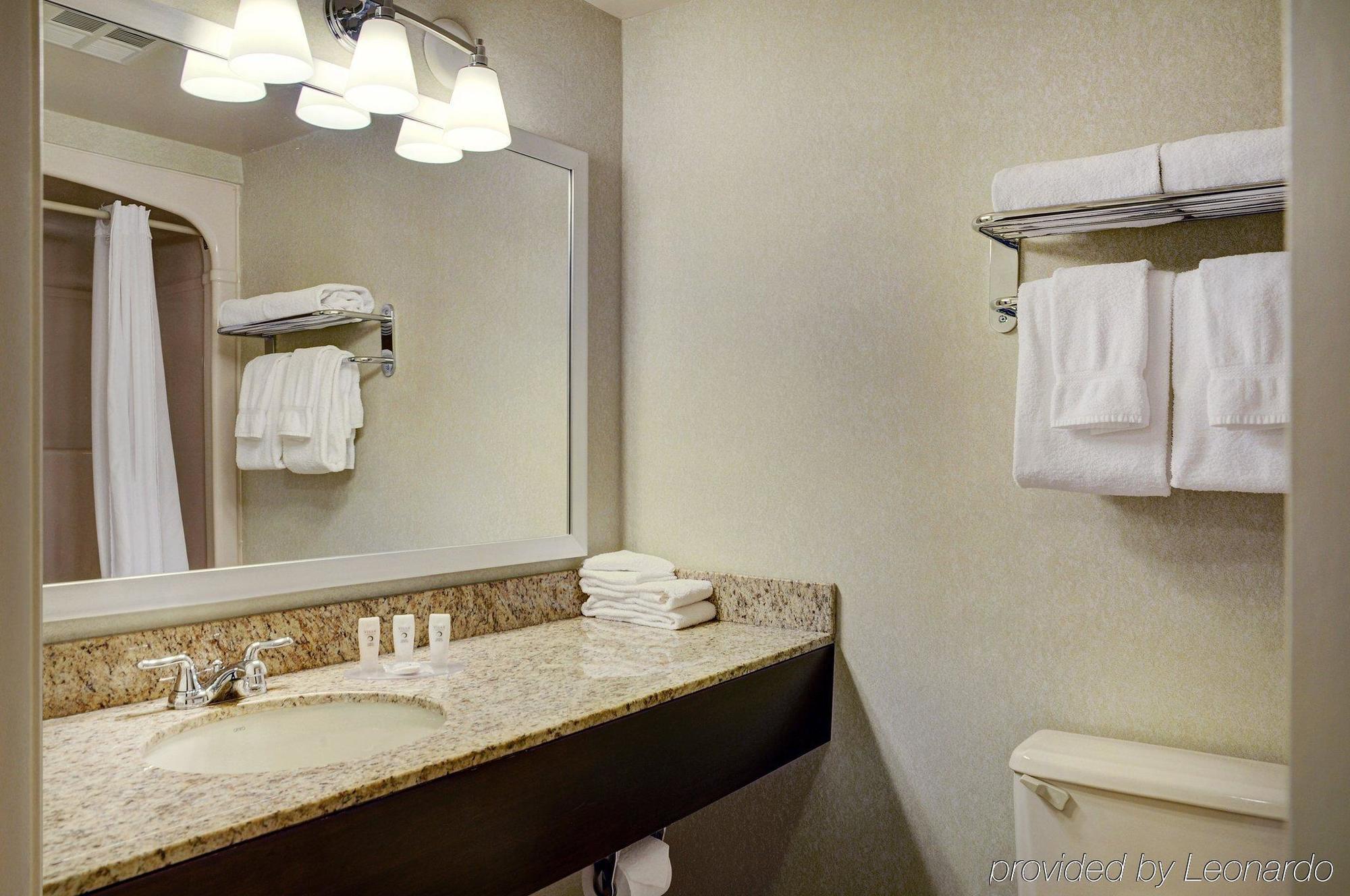 Travelway Inn Sudbury Extérieur photo