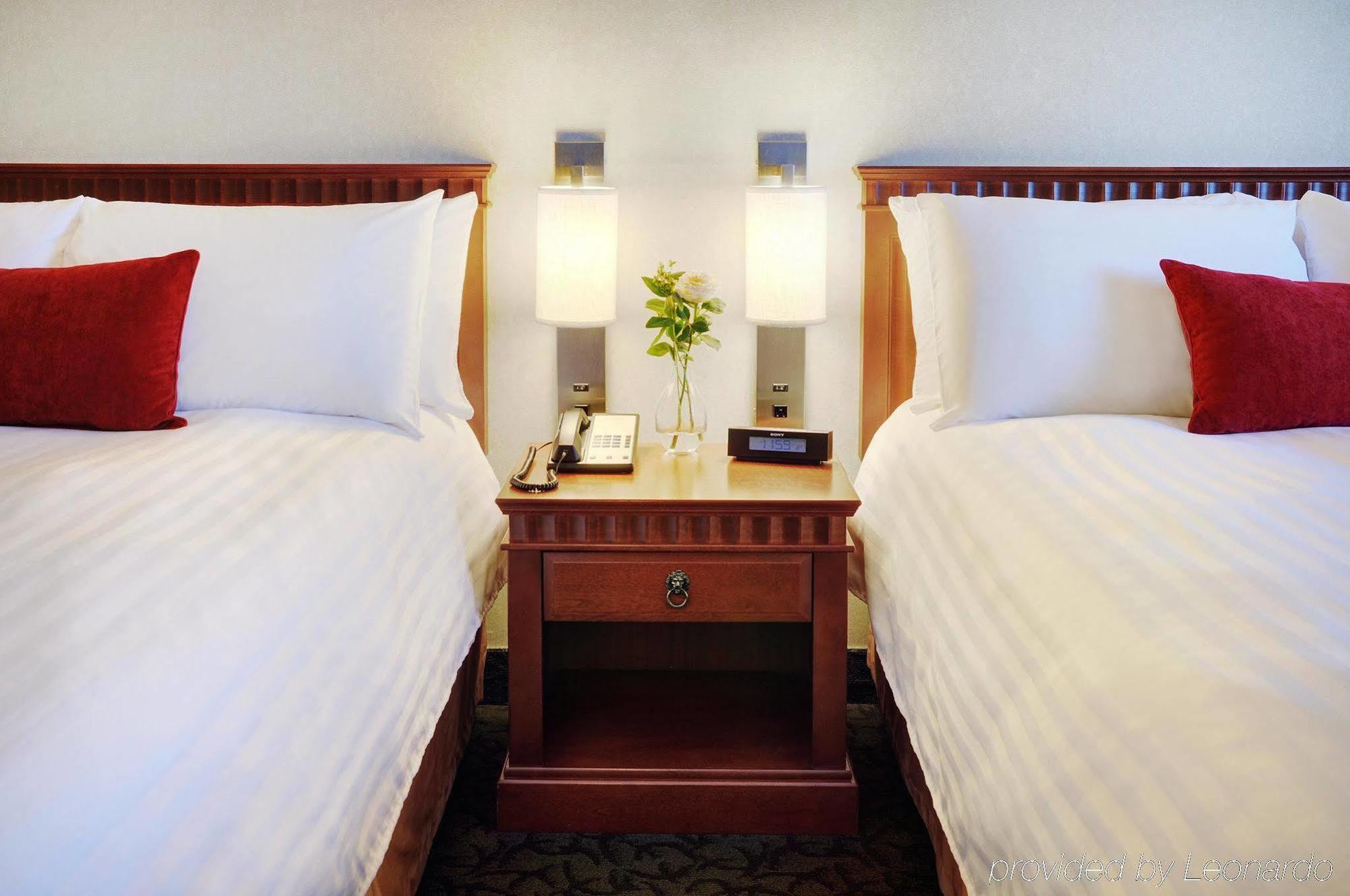 Travelway Inn Sudbury Extérieur photo