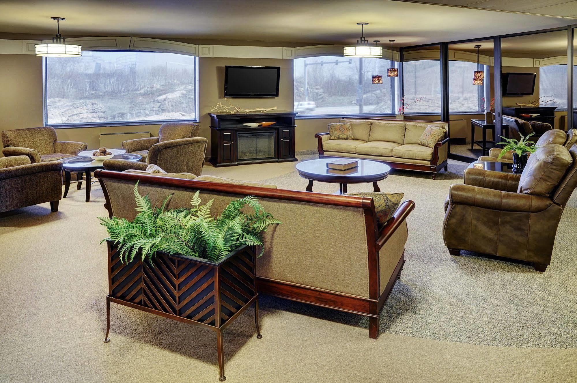 Travelway Inn Sudbury Extérieur photo