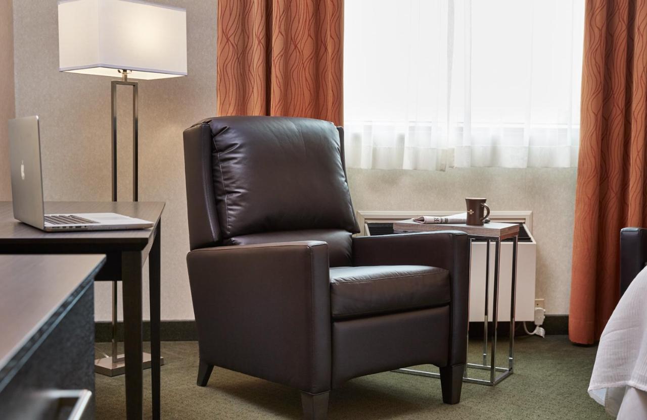 Travelway Inn Sudbury Extérieur photo